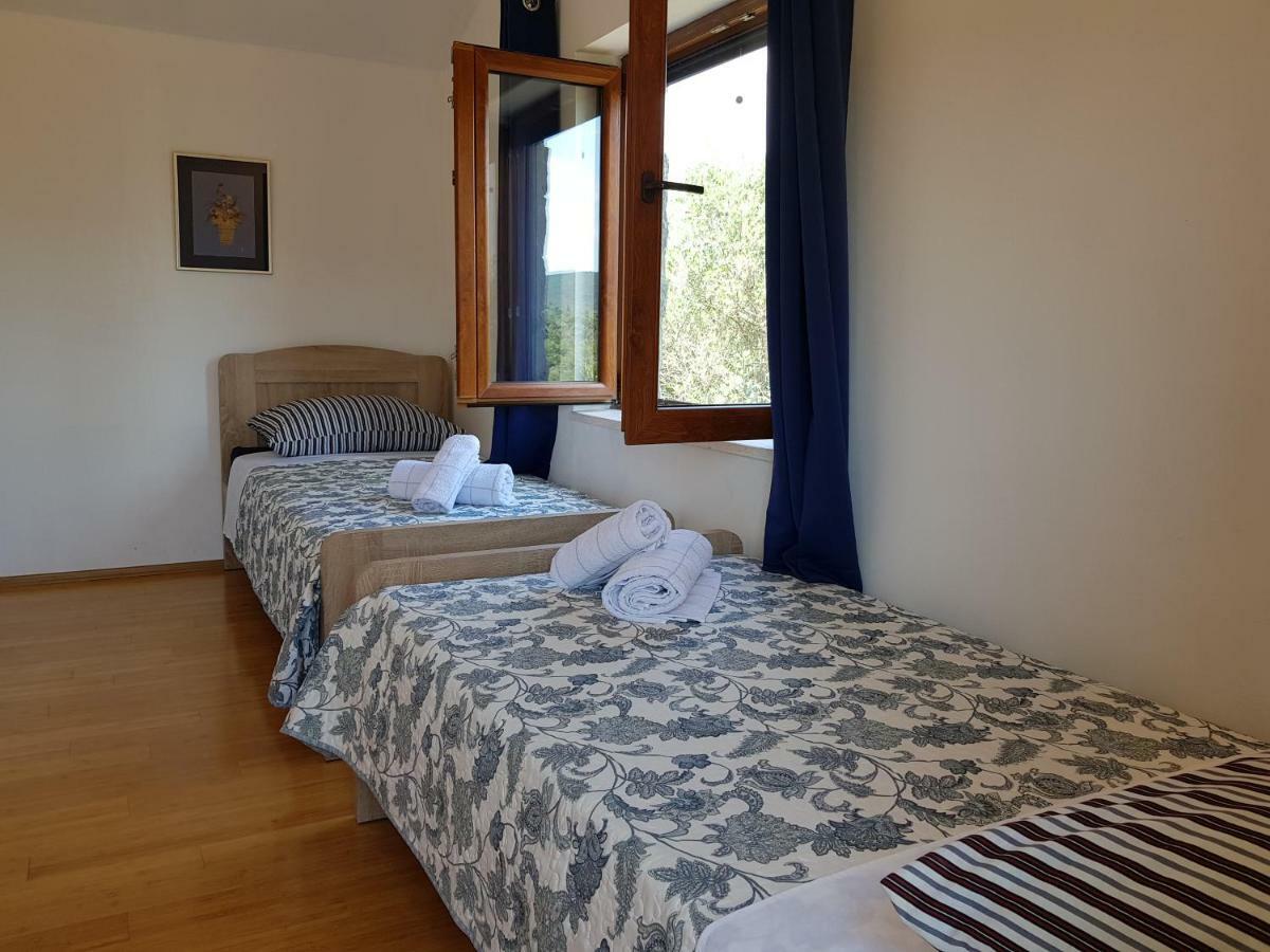 Holiday Home Strpuncina Luka  エクステリア 写真